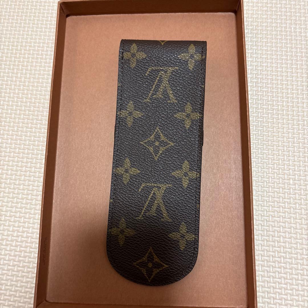 Louis Vuitton モノグラムペンケースメガネケース