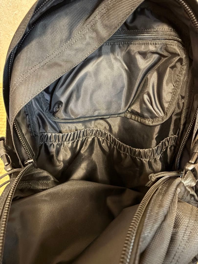 カービィ　ニューエラ　リュック