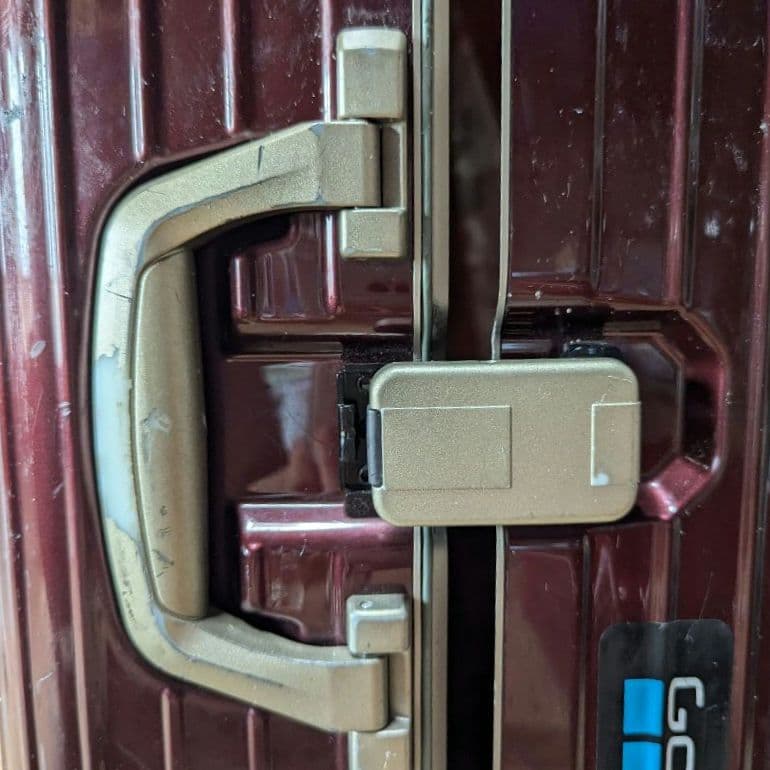 RIMOWA　73㍑　スーツケース　※ステッカー跡多数