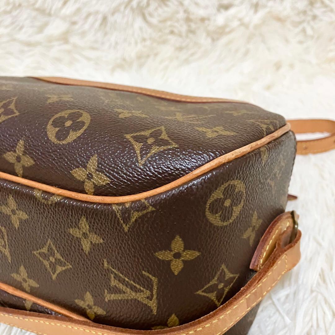 美品 ルイヴィトン ブロワ モノグラム クロスボディ M51221