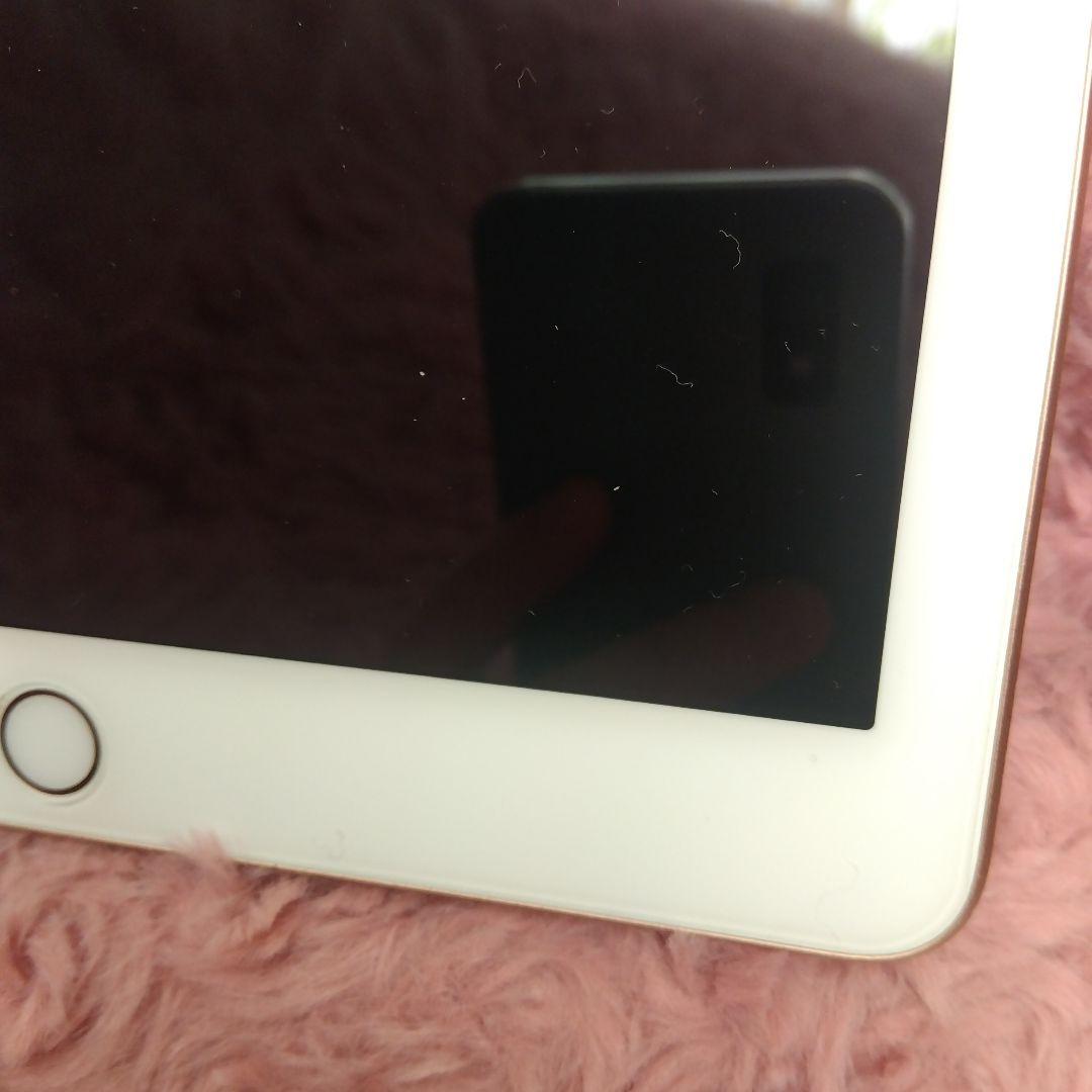 Apple iPad 第６世代　MRJN２J/A