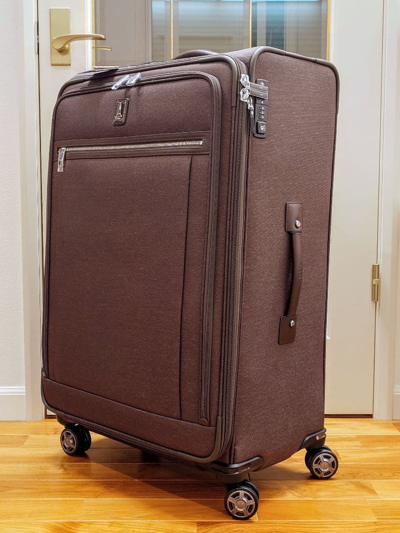 Travelpro Platinum Elite スーツケース Lサイズ