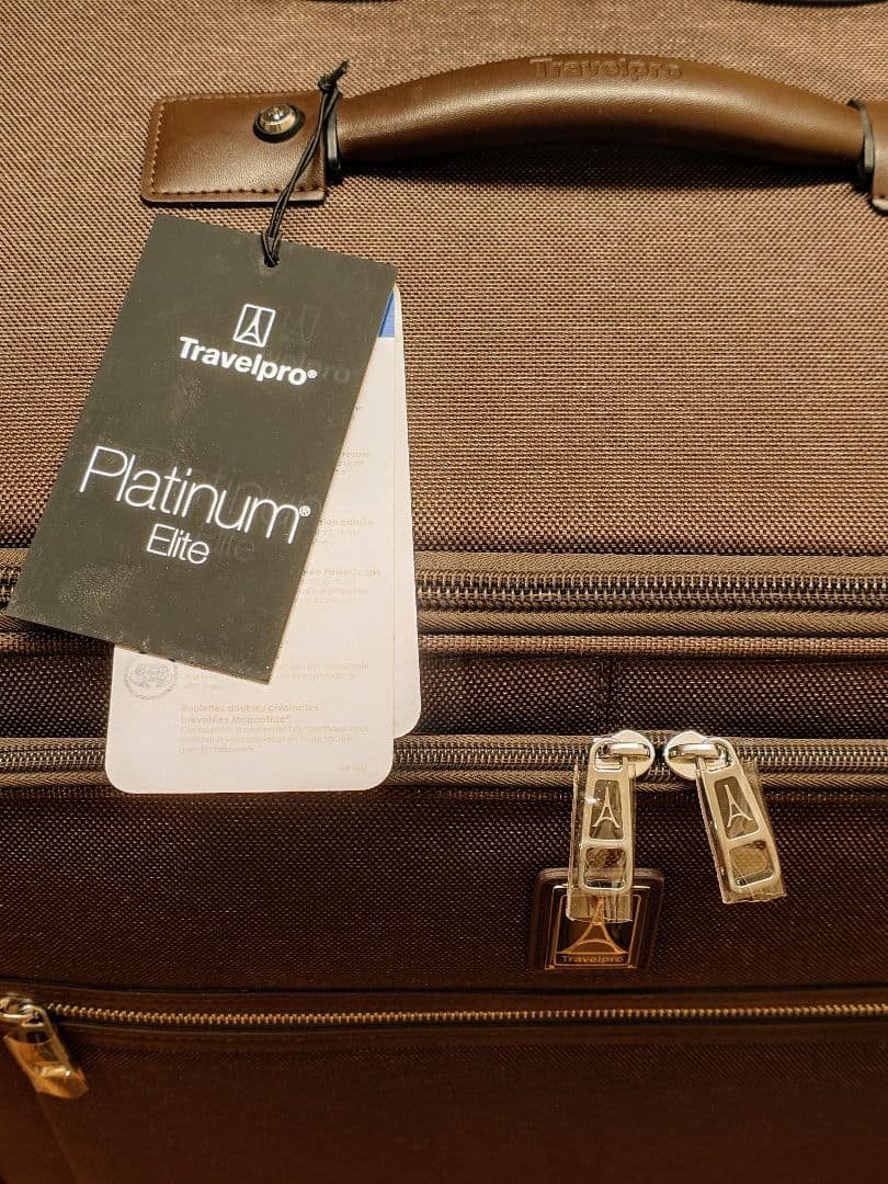 Travelpro Platinum Elite スーツケース Lサイズ