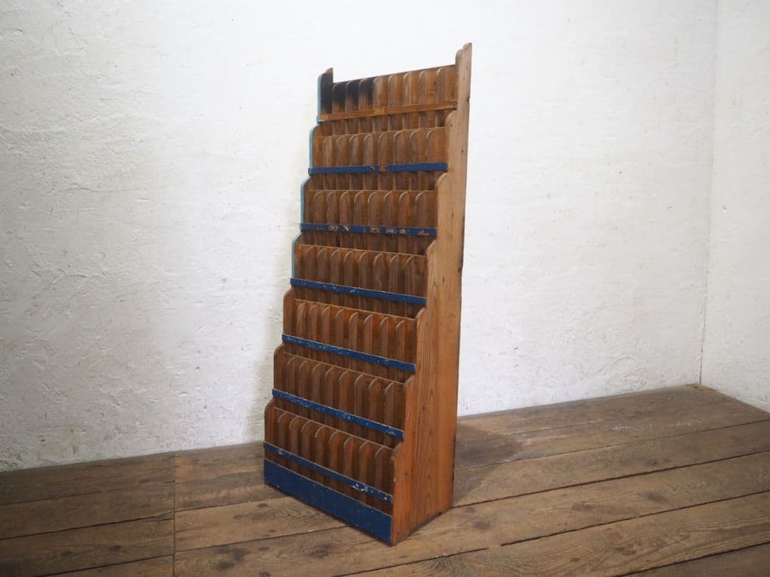 1230　昭和レトロな木製ラック　飾り棚　収納棚　ケース　小物入れ　ヴィンテージ