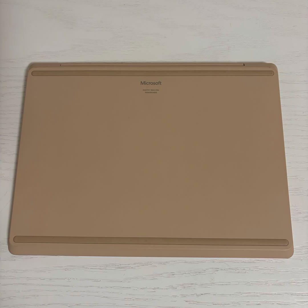 Microsoft Surface Laptop Go サンドストーム