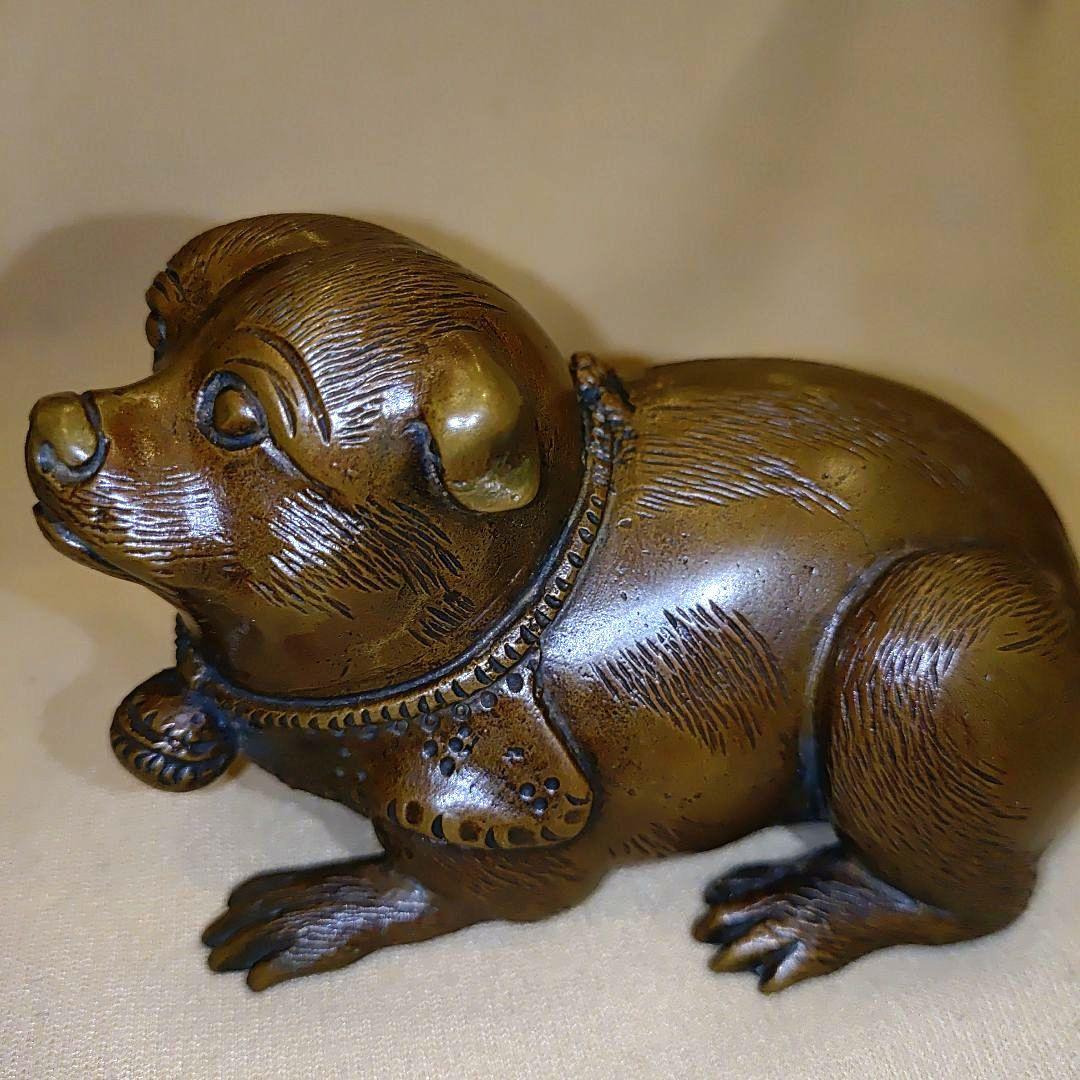 ブロンズ 犬の彫刻　犬の置物　芸術オブジェ