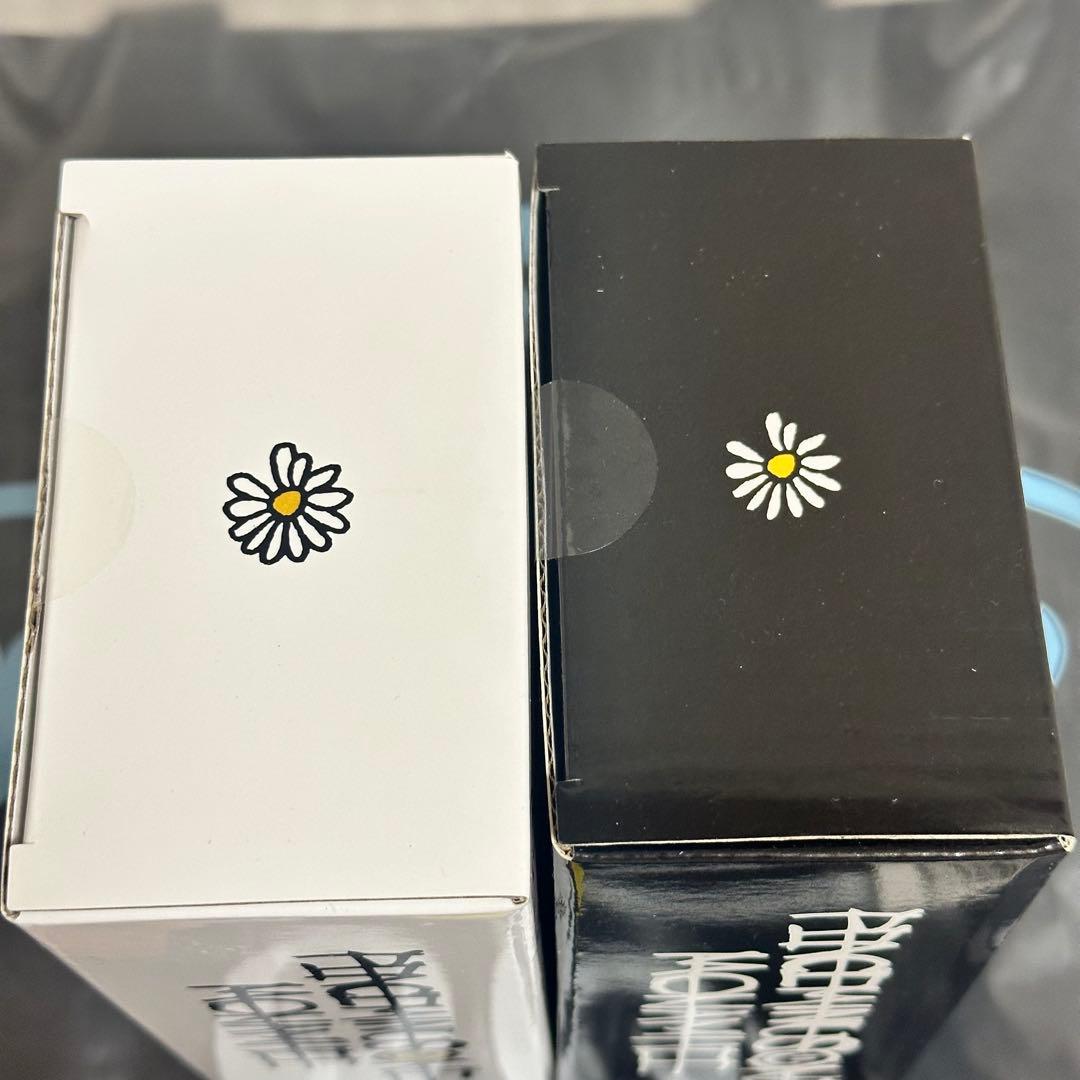 PEACEMINUSONE X MONAMHEE ぬいぐるみキーリング