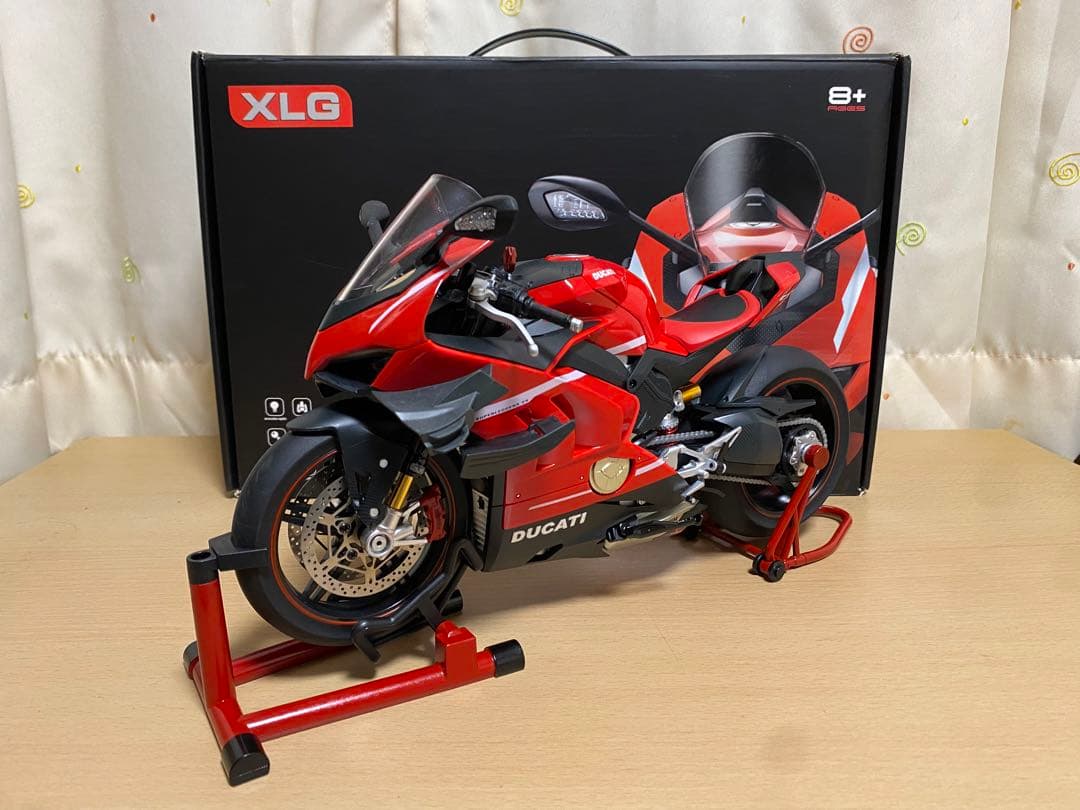 DUCATI パニガーレv4 スーパーレッジェーラ 1/7スケール　ドゥカティ