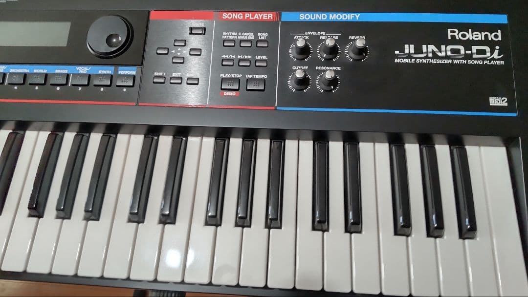 ノ*キ様 Roland JUNO-Diシンセサイザー（純正ソフトケース付き）