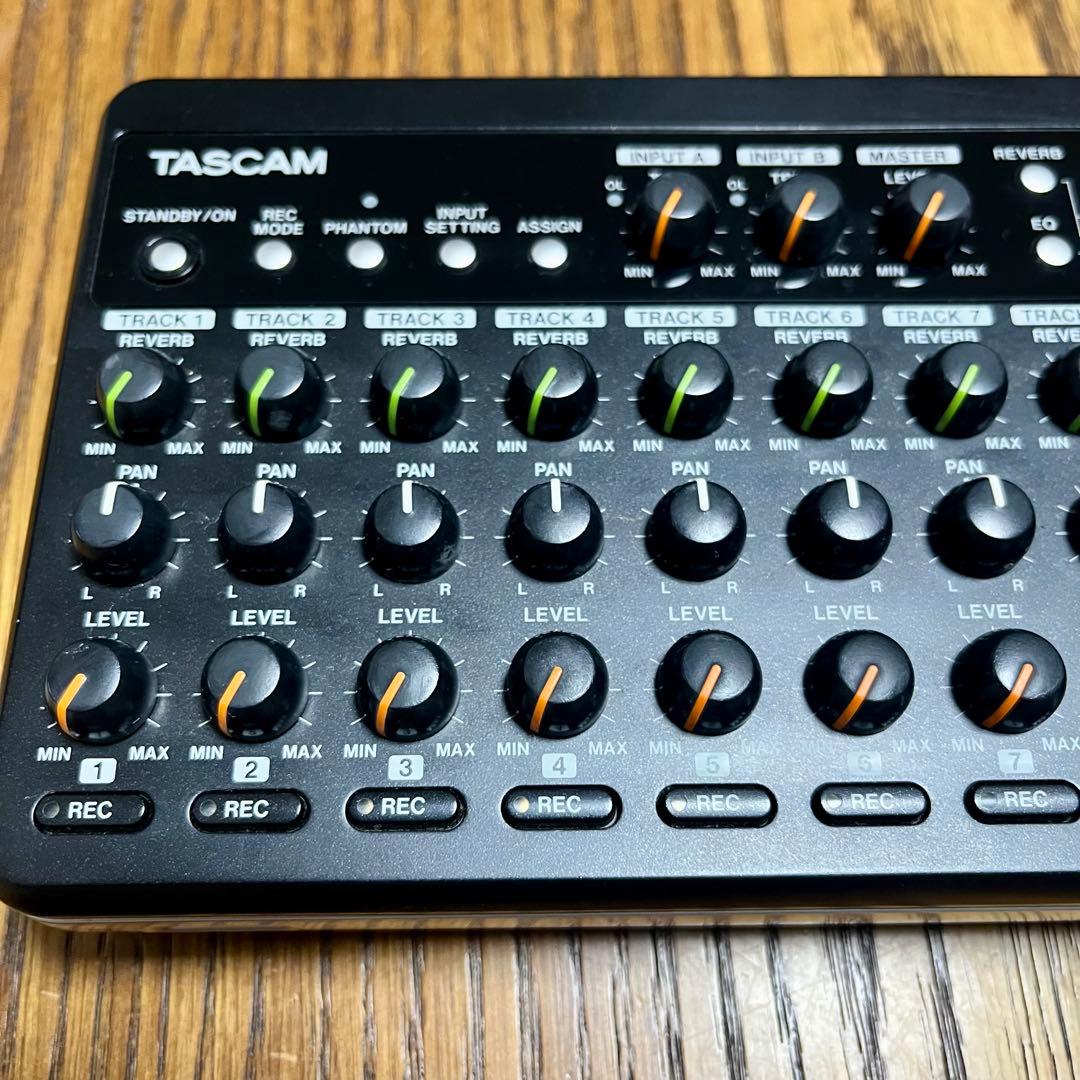 TASCAM DP-008 ポケットスタジオ