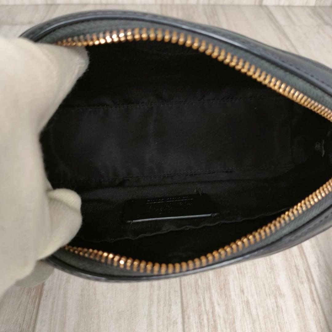 60 COACH コーチ　シグネチャー　ショルダーバッグ