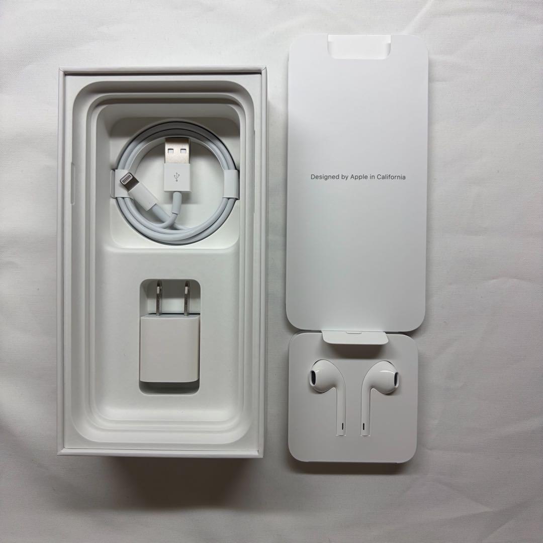 iPhone11 ホワイト 64GB ＋未使用付属品 ＋未使用ガラスフィルム