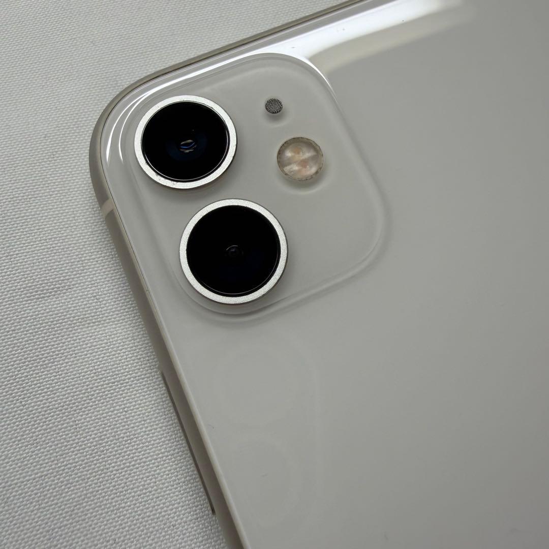 iPhone11 ホワイト 64GB ＋未使用付属品 ＋未使用ガラスフィルム