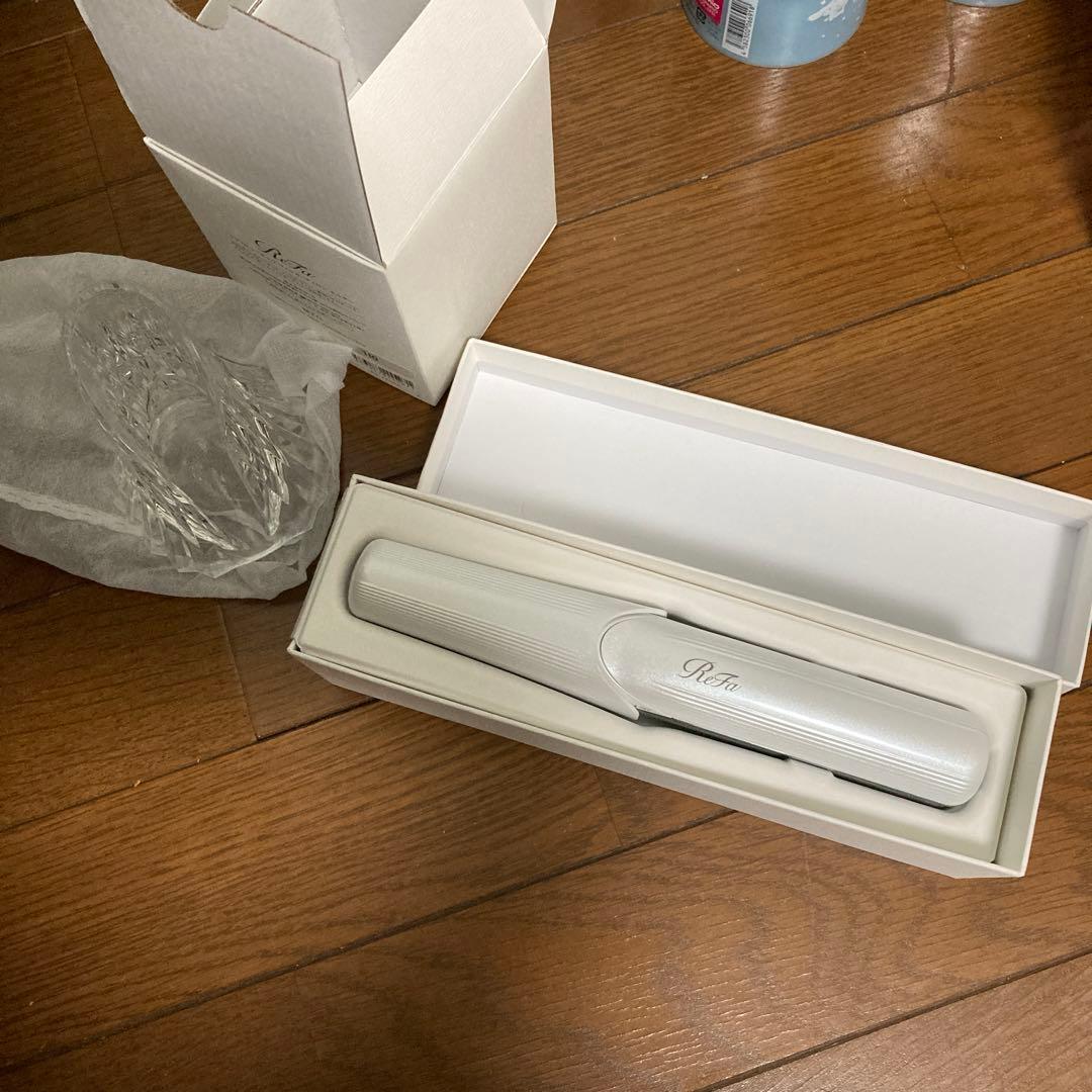 未使用 ストレートフィンガーヘアアイロン スタンド付き　 ホワイト