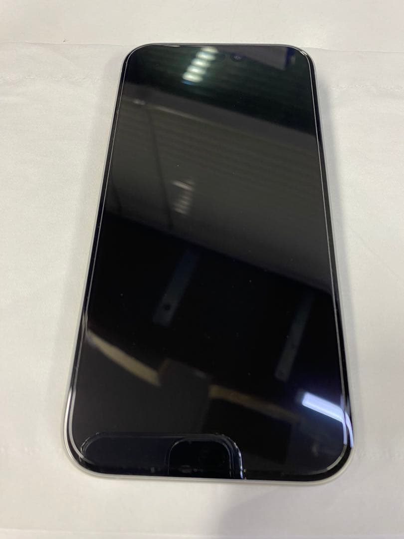 iPhone16 128GB 中古　シムフリー