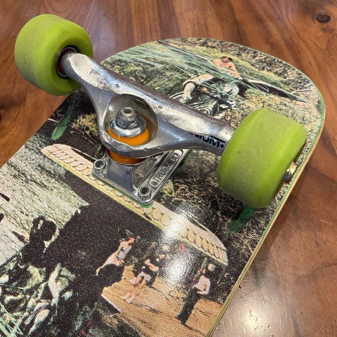 ファッキングオーサム　スケボー　コンプリート　インディペンデント　チタニウム