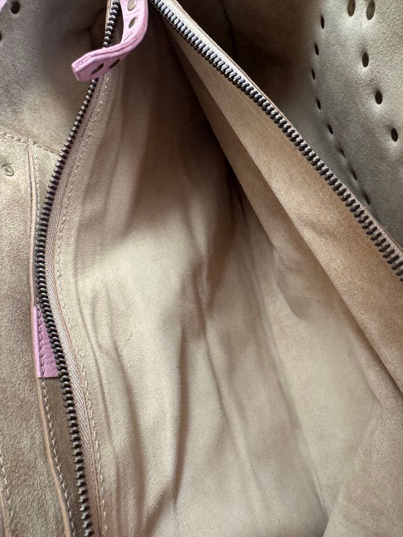 CELINE ピンク スタッズ ハンドバッグ