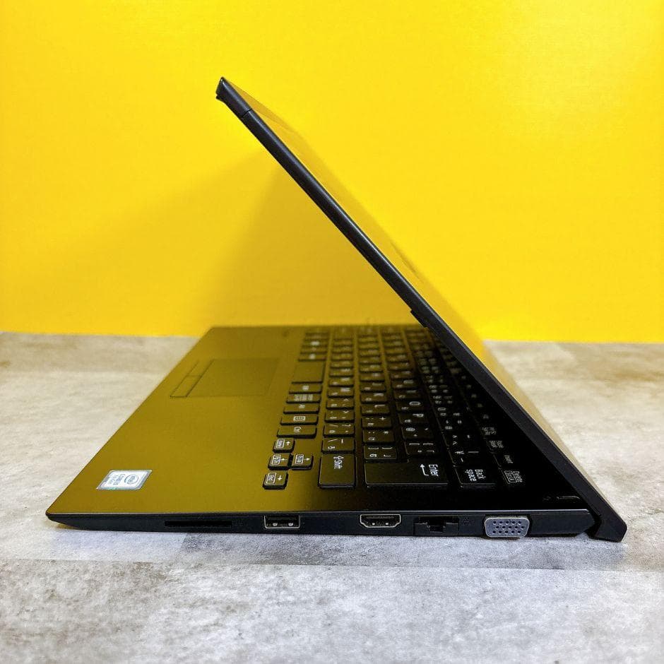 小型軽量❣ｉ5 ＆快適SSD✨カメラ付き フルHD 仕事趣味 Windows11