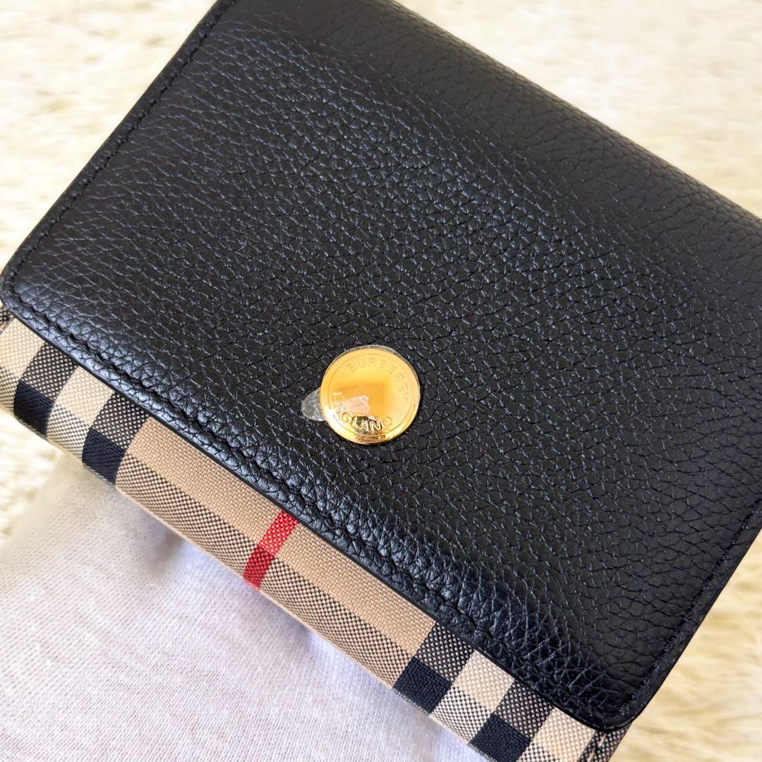 【極美品】バーバリー 三つ折り財布 アイコンストライプ ブラック ベージュ