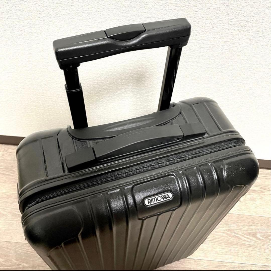 リモワ 機内持ち込み可 サルサ 35L 2輪キャリーケース ブラック