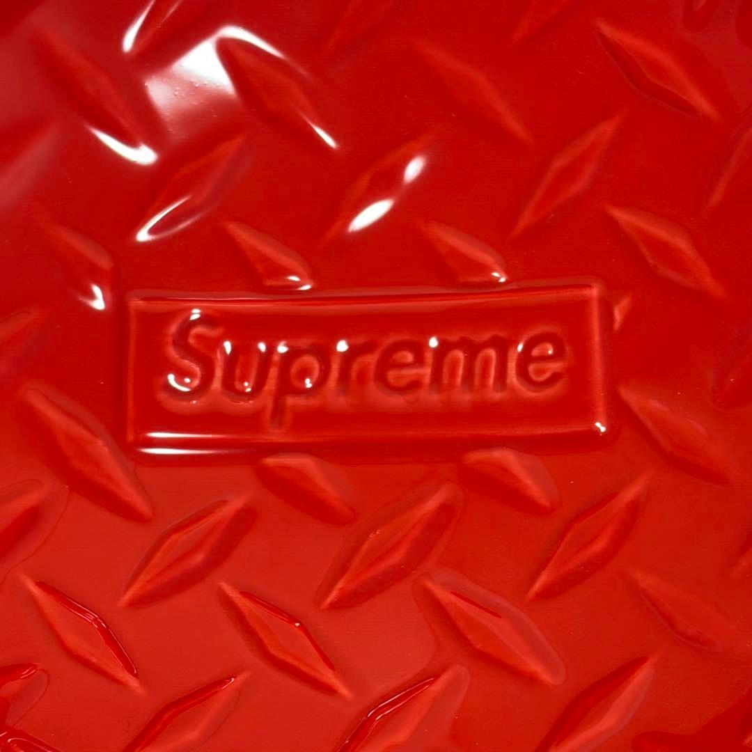 【未使用】Supreme Diamond Plate Dog Bowl
