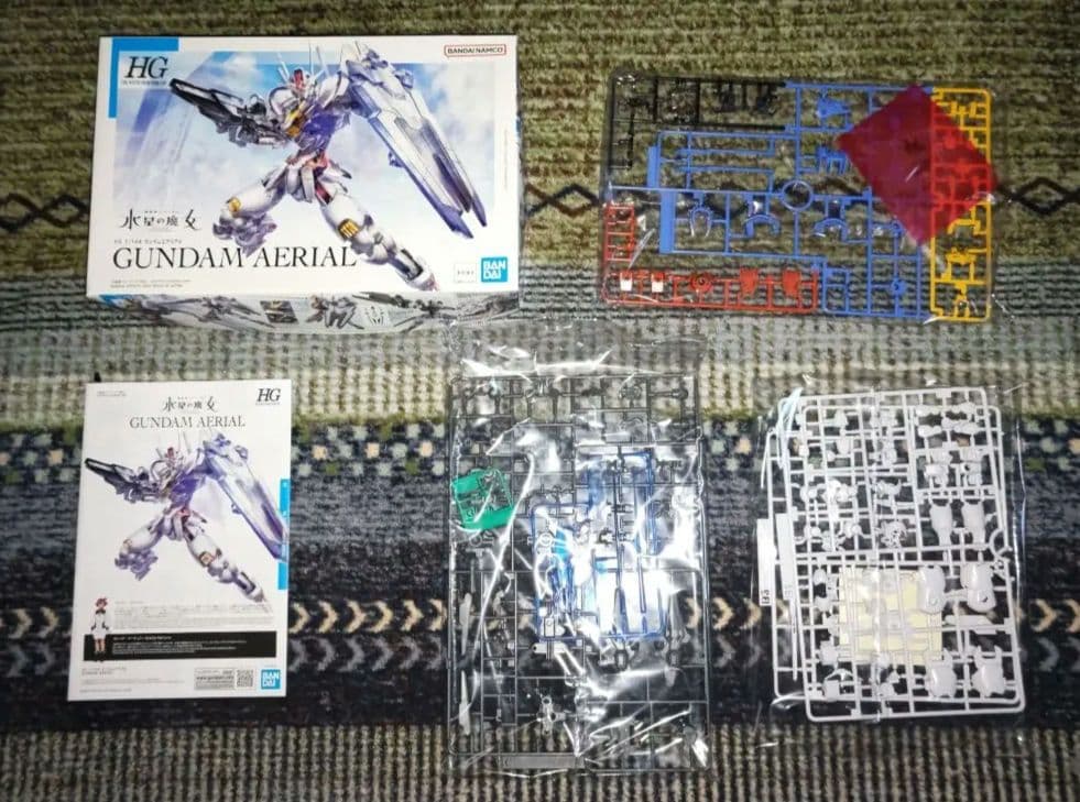 未組み立てガンプラセット