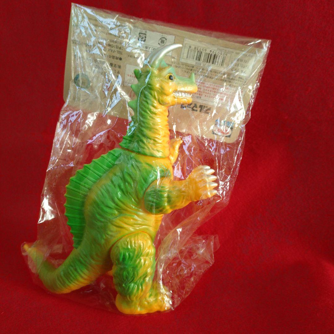 ブルマァク　復刻　キングザウルス三世　帰ってきた　ウルトラマン