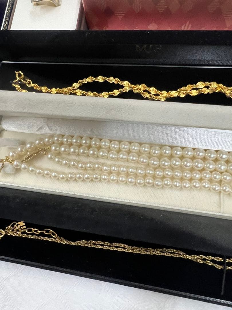 真珠　サンゴネックレス　イミテーションのアクセサリーまとめて　中古品