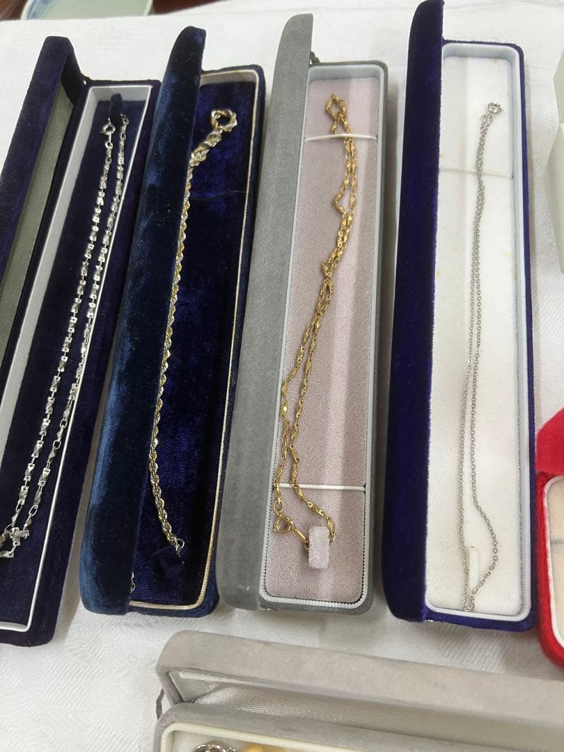 真珠　サンゴネックレス　イミテーションのアクセサリーまとめて　中古品