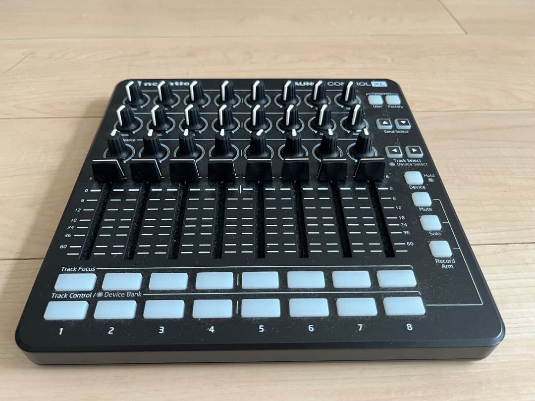 [美品] NOVATION LaunchControl XL MK2