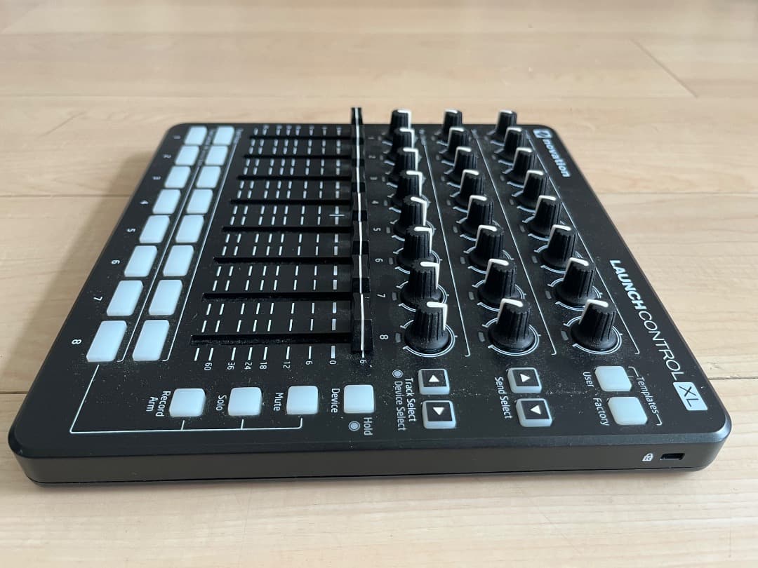 [美品] NOVATION LaunchControl XL MK2