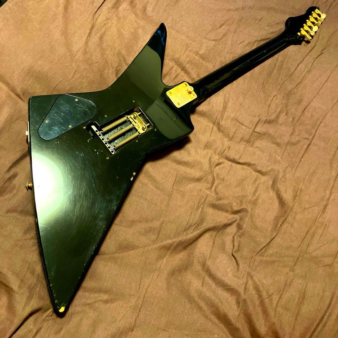 【Aria Pro II】ZZ Deluxe エクスプローラータイプエレキギター