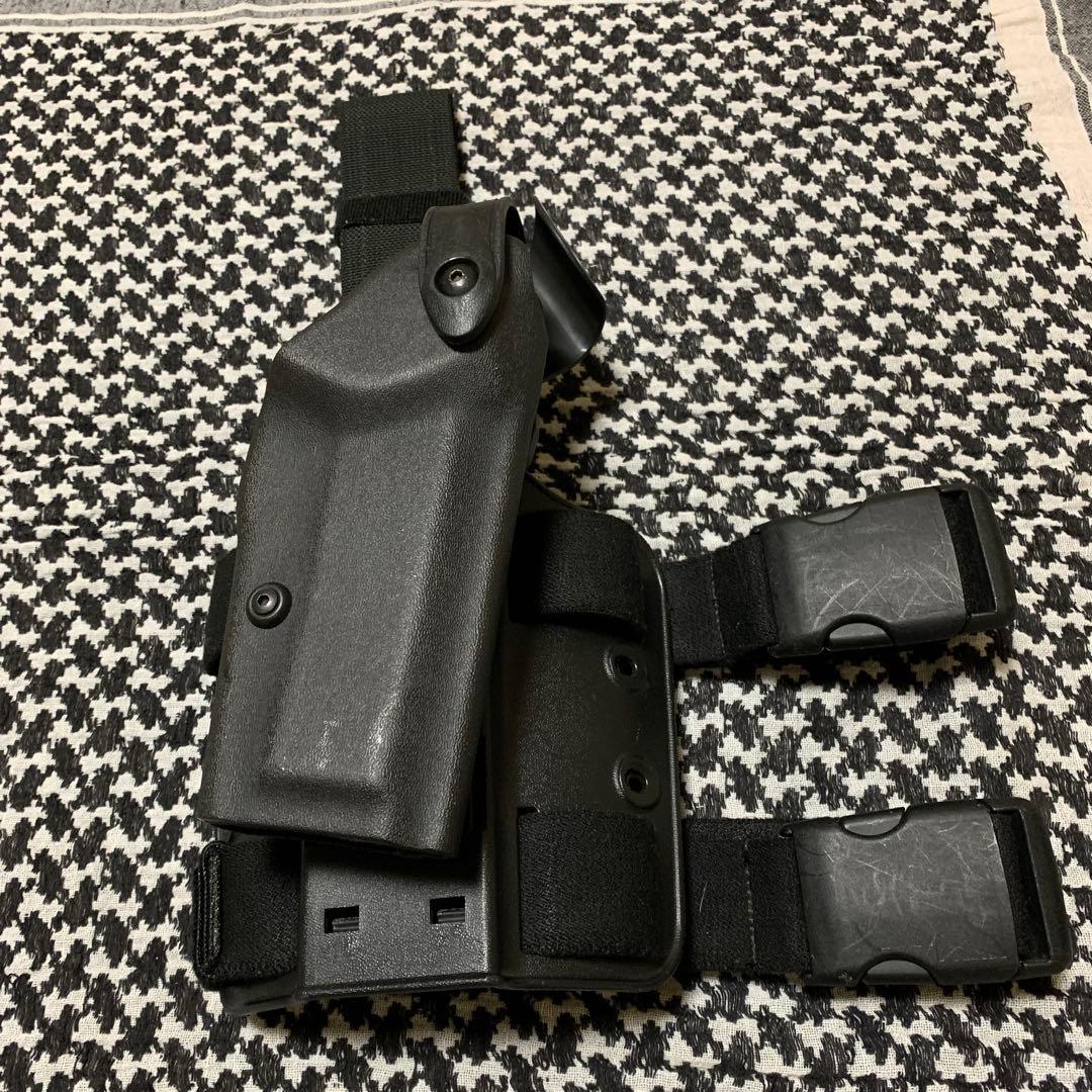 東京マルイ　ハイキャパ5.1 予備マガジン1本&レッグホルスター付