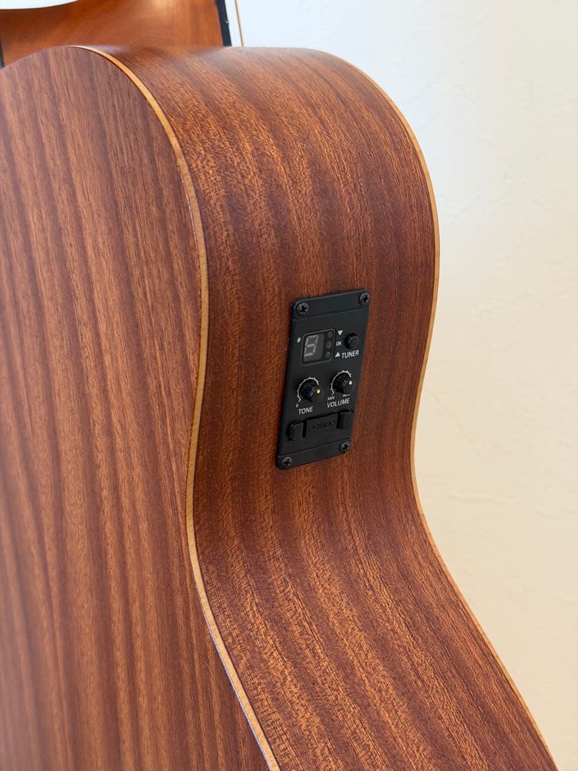 ギター Taylor Academy 12e