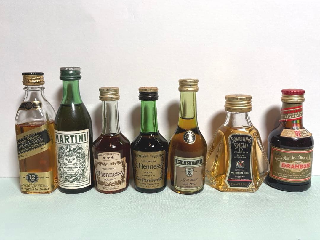 【古酒】 洋酒ミニボトル26本セット オールドウイスキー・コニャック含む