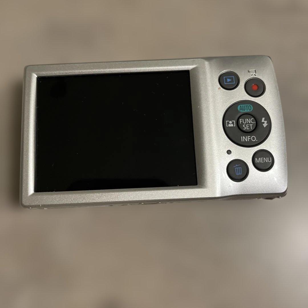 Canon IXY 180 シルバー 本体ほぼ未使用