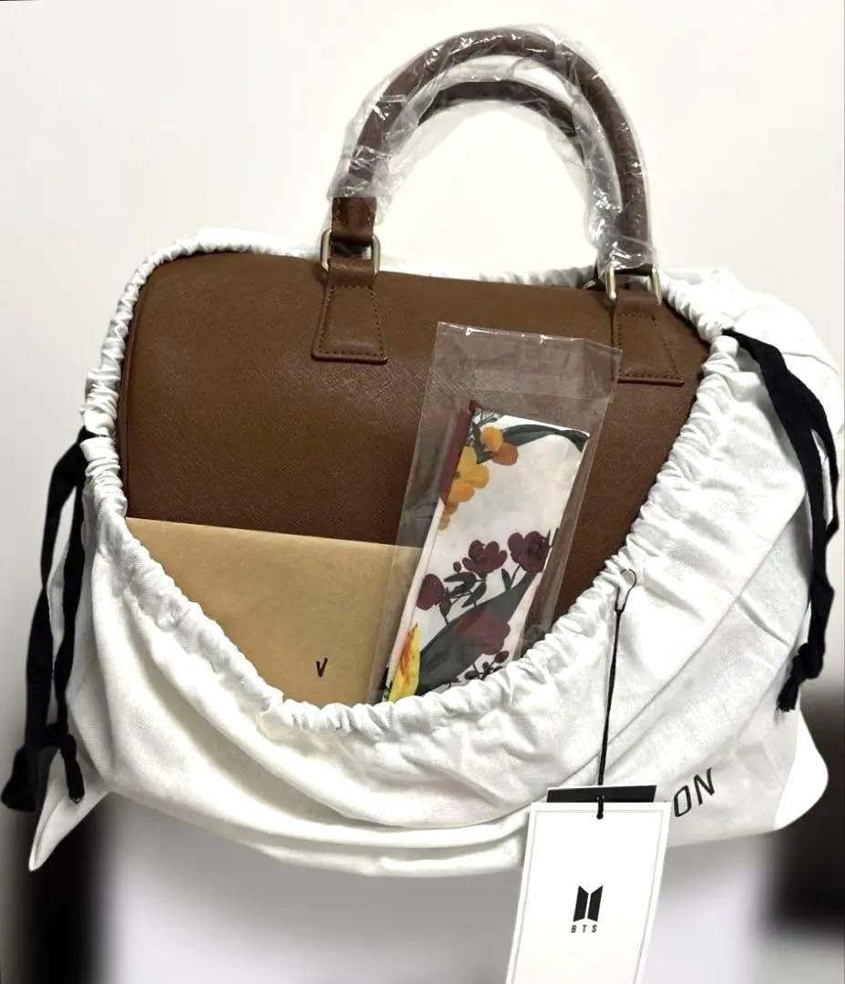 BTS ボストンバッグ V