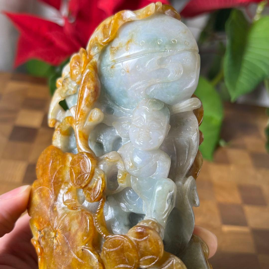 【本翡翠】吉祥唐子置物　高さ18、5cm