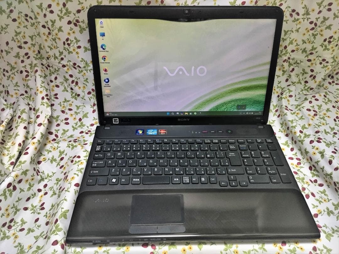 SONY　VAIO　VPCCB3AJ　Core i7　SSD　オフィス　フルHD