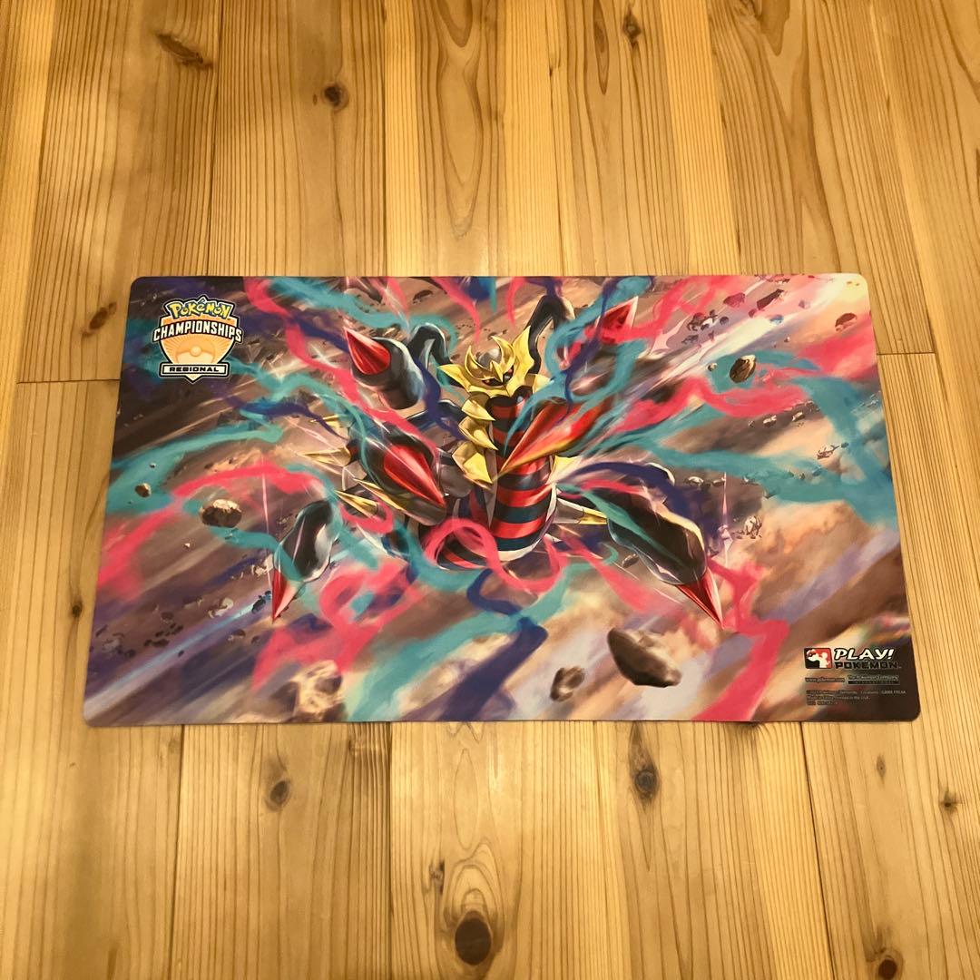 ポケモンカードゲーム ギラティナ プレイマット 海外