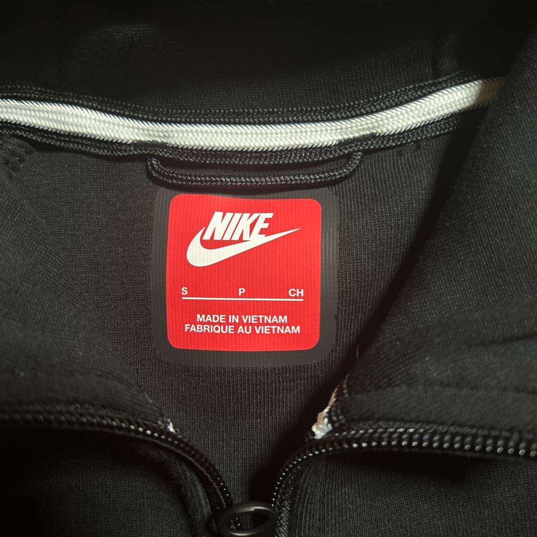 NIKEテックフリース ブラック Sサイズ