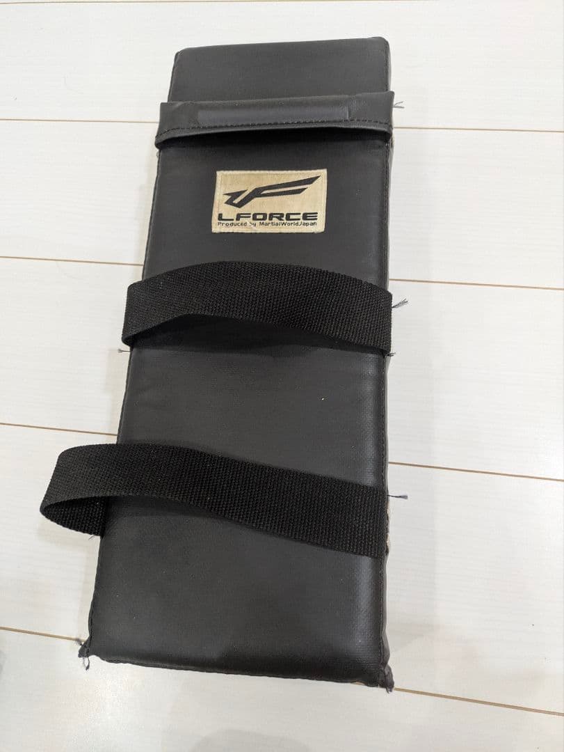 Winning ボクシンググローブ 8 oz 青　ミットなし