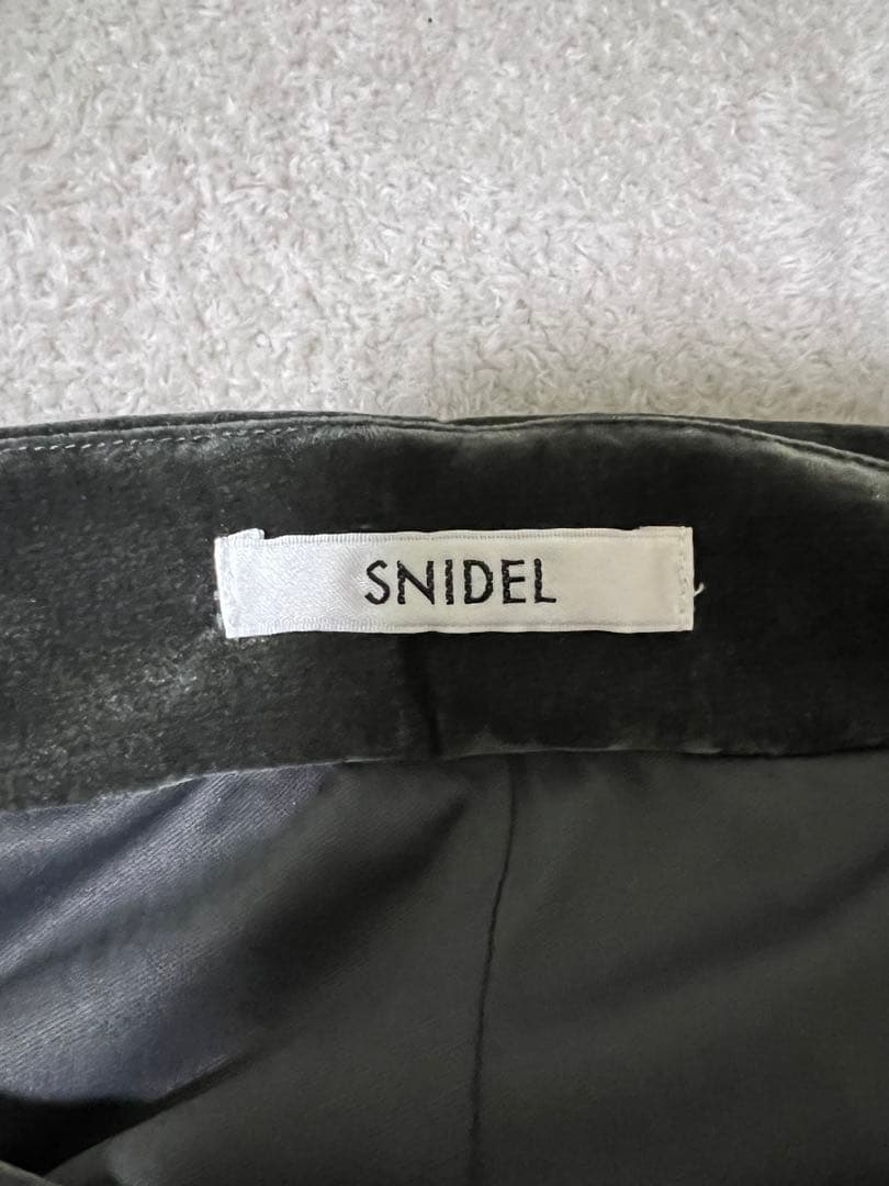 SNIDEL フロッキーベロアドレープドレス