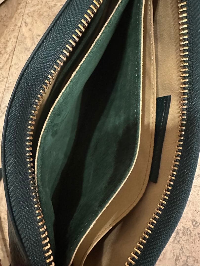 新品未使用　ATAO ボタニカルグリーン ショルダーバッグ