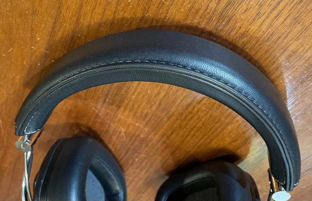 Bowers & Wilkins P7 wireless B&W ヘッドホン