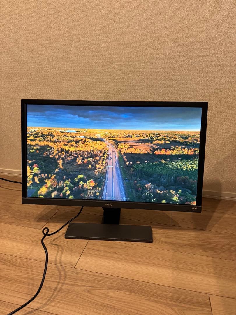 BenQ EL2870U 27.9インチ メタリックグレー