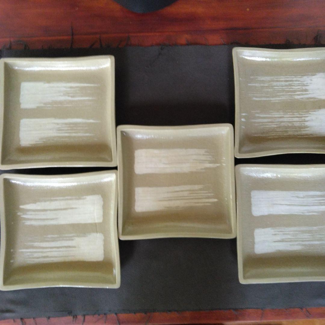 角皿　赤膚焼　正人