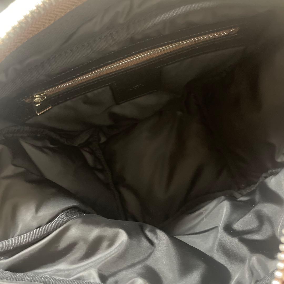 ITTI ANNIE PUFFER TOWN MOON BAG バッグ　ブラウン