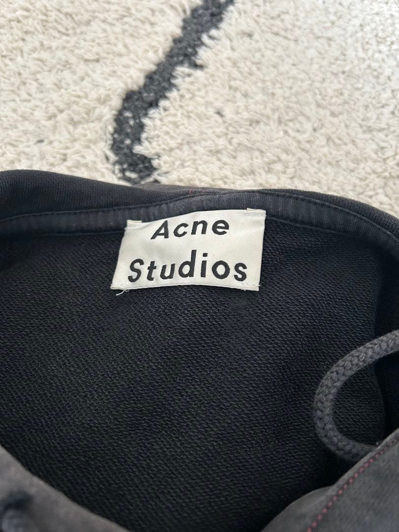 Acne Studios ダークグレー パーカー