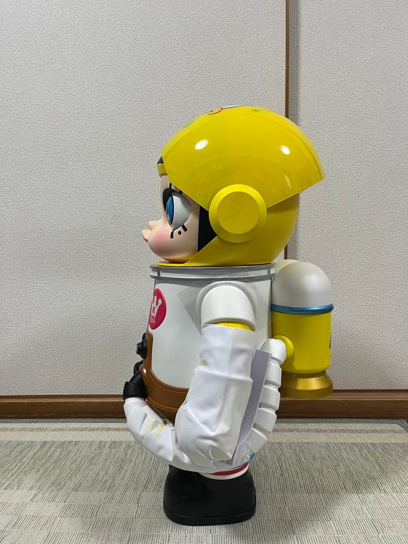 ポップマート　メガコレクション　 メガスペースモリー1000% スポンジボブ